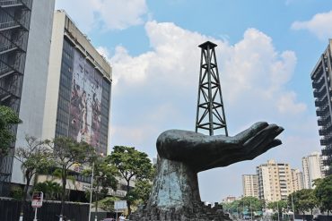 Con la promesa pendiente de llegar a los 2 millones de barriles de petróleos: Maduro nombró una nueva junta directiva de Pdvsa presidenciada por Pedro Tellechea