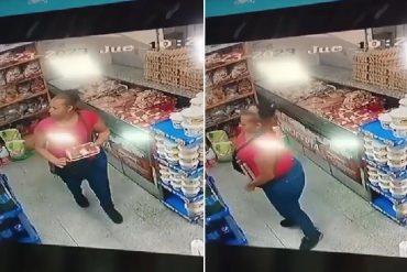 Cámaras captan el momento en que una mujer se esconde unas bandejas de carne en sus partes íntimas en mercado de La Guaira (+Video)