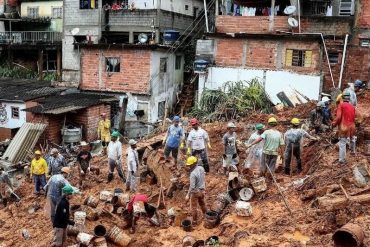 Varios sectores de Sao Paulo cancelaron sus tradicionales fiestas de Carnavales por intensas lluvias: hay más de 30 fallecidos (+Video)