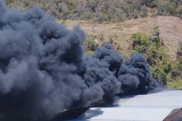 Se registró un Incendio forestal cerca de un galpón en la carretera Petare-Guarenas (+Fotos)