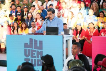 Militante juvenil del PSUV se las cantó a Maduro en plena transmisión en vivo: le pidió que se acuerde de las universidades abandonadas