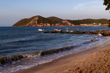 Búsqueda de pescadores que desaparecieron tras zarpar de Carúpano comenzó después de 24 horas porque la Guardia Costera no tenía combustible