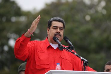 Maduro llama a «combatir el consumismo» para evitar la «explotación desmedida» de recursos naturales