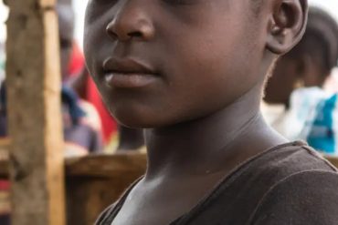 Extremistas islámicos atacaron aldea en Nigeria y mataron a 33 personas: 14 niños entre las víctimas