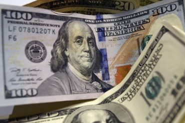 Así se cotiza el dólar paralelo para el cierre de la jornada de este miércoles #5Abr