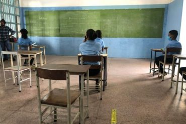 La cruda realidad en Venezuela: 22% de los estudiantes deja de asistir a clases por trabajar para ayudar a sus padres