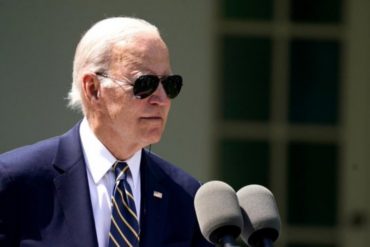 Congresistas de EEUU urgen a Biden acciones legales contra Texas por maltrato a migrantes