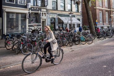 En Bélgica pagarán hasta 1.000 euros adicionales al año a quienes vayan al trabajo en bicicleta