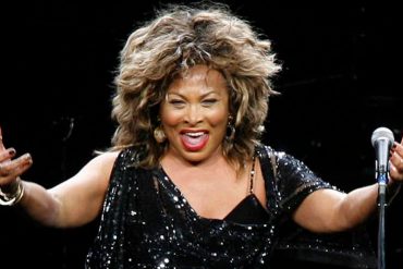 La larga batalla contra el cáncer intestinal de Tina Turner: reveló que en algún momento consideró la eutanasia