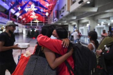 Venezolanas reciben sobrecarga de responsabilidad tras migración familiar, afirma ONG (+Datos)