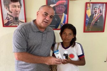 Indignación hacia un coordinador del PSUV en Zulia por su “apoyo” a un caso de salud: presumió haber regalado un jarabe a una mujer