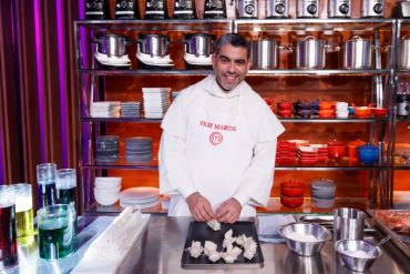 Fraile venezolano Marcos García fue eliminado de Masterchef 11 pese a tener inmunidad e hizo llorar a todos con sus palabras de despedida (+Video)