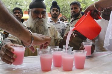 Ola de calor con temperaturas superiores a 45 grados en el norte de la India: suspenden actividades para evitar daños a la población