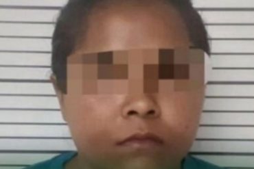 Por tomar un objeto sin su autorización, mujer quemó con una cuchara caliente a su hija de 8 años