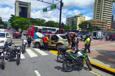 Accidente en Altamira: alcalde dice que autobús se comió la luz, chocó contra un vehículo y arrolló a tres peatones