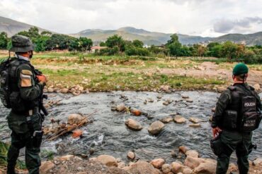 Colombia anuncia que halló una fosa común en zona limítrofe con Venezuela: podría haber más de 200 cadáveres