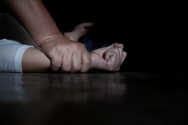 Privan de libertad a padrastro que abusó sexualmente de su hijastra de 15 años en Trujillo: la joven se quitó la vida