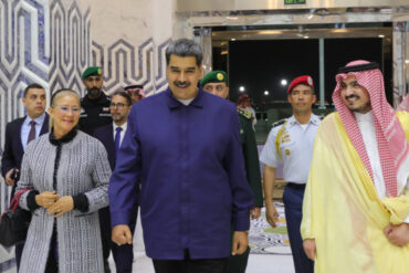 Maduro sigue de gira y llegó este domingo a Arabia Saudí tras visitar Turquía y Brasil (+Video)