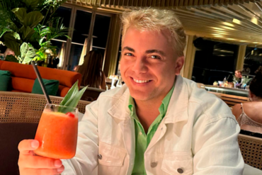 “Parece la mamá en 1987”: La foto en Instagram por la que señalaron a Cristian Castro de abusar de los filtros