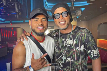 Foto del futbolista Josef Martínez junto a Ronaldinho se hizo viral en redes