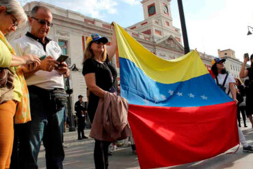 Más de 180.000 venezolanos en España cuentan con residencia legal