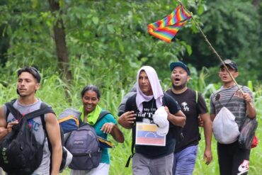 Sale la primera caravana de migrantes venezolanos desde Chiapas rumbo a los Estados Unidos