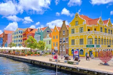 Piden a las islas Aruba, Bonaire y Curazao eliminar visas a venezolanos para aumentar exportaciones y turismo