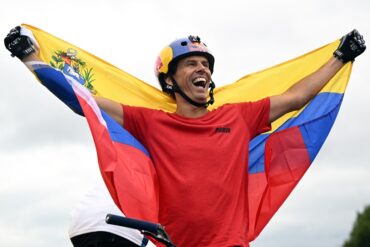 Daniel Dhers se clasificó a la serie preolímpica 2024 de BMX Freestyle (+Video)