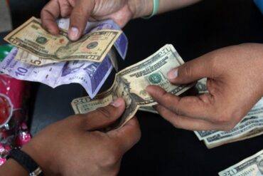 Así se cotiza el dólar paralelo para el cierre de la jornada de este miércoles #11Oct