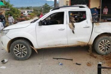 Muere un funcionario policial en Colombia tras la detonación de un carro bomba