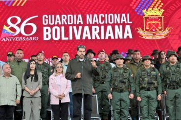 Maduro acusó a la oposición de pretender generar violencia en Venezuela con financiamiento de EEUU y pidió a sus militares “prepararse” (+Video) 