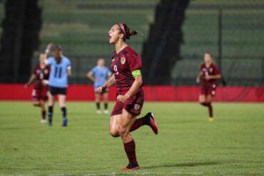 La Vinotinto femenina brilló en el segundo tiempo y venció a Uruguay 