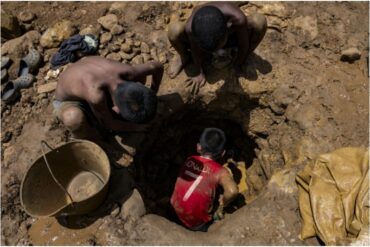 Aseguran que más de 1.300 niños en Bolívar se vieron obligados a dejar la escuela para trabajar en la minería