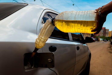 Indígenas yukpas se enfrentaron en Machiques por el control de la venta ilegal de gasolina (+Videos)