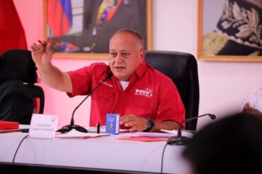 Diosdado Cabello niega que el chavismo vaya a levantar las inhabilitaciones políticas a candidatos de oposición: “Eso no está en discusión” (+Video)