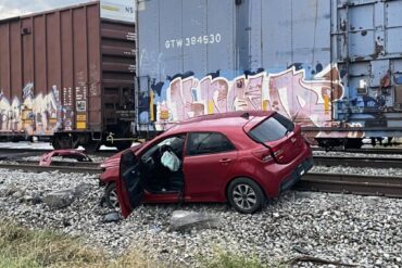 Venezolana falleció en México: el vehículo en el que se trasladaba fue impactado por un tren y lo arrastró