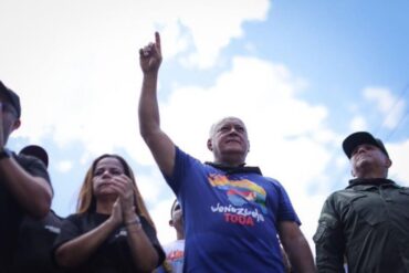 “Nosotros no andamos persiguiendo a nadie”: Diosdado Cabello rechazó críticas a opositores que han apoyado la consulta sobre el Esequibo (+Video)