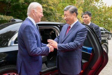 Joe Biden llamó “dictador” a Xi Jinping tras reunierse con él durante cuatro horas y así reaccionó el secretario estadounidense Antony Blinken (+Video)