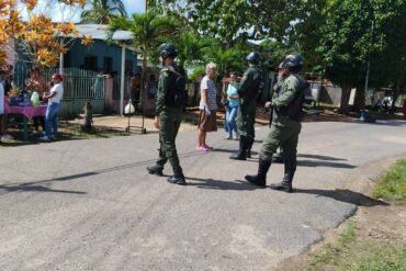 “¿Quién le va a llevar su medicamento si está en otro estado?”: Familias de presos de La Pica preocupados por los traslados (+Video)