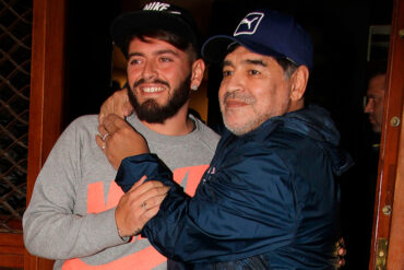 Hijo de Maradona afirma que “mataron” a su padre y que hay una investigación abierta: “Tengo una idea de quién fue”