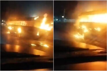 Se incendió un autobús en la autopista Ocumare – Charallave este #24Ene