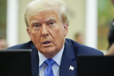 Trump insinúa que hay países que envían sus presos a Estados Unidos: “Vacían las cárceles de Venezuela para que vengan aquí”