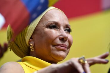 Semana: las FARC, Alex Saab, su hermano extraditado por narcotráfico y la larga vida de escándalos de la senadora colombiana Piedad Córdoba