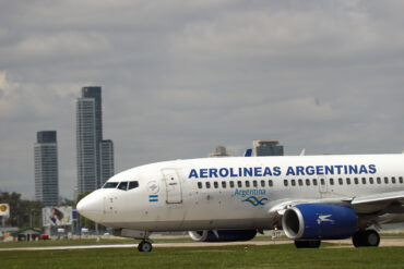 Argentina tomará acciones diplomáticas contra Venezuela por prohibir uso del espacio aéreo: “No nos dejaremos extorsionar por los amigos del terrorismo”