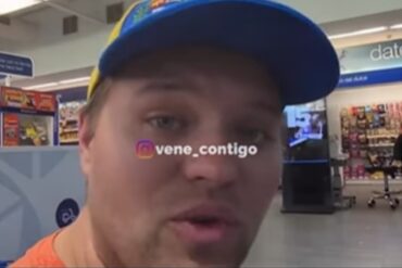 “¿Alguien me explica?”: Extranjero en Caracas se sorprendió por las rejas hasta en los pisos altos y el precio de los chocolates nacionales (+Video)