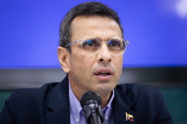 La campaña mostrará «despilfarro de recursos públicos» por parte del chavismo, según Capriles