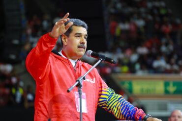 Maduro pidió a los militantes del PSUV “que lo cuiden” durante sus actividades de campaña presidencial: “Nadie me va a sacar de las calles”