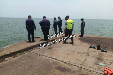 Hallan el cadáver de un adolescente flotando cerca de un muelle en Zulia