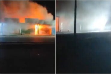 Se registró un incendio en Chichiriviche durante la madrugada de este #14Abr: Arrasó con varios puestos de comida, entre otros locales comerciales (+Video)