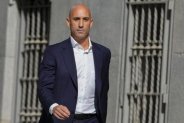 Luis Rubiales fue detenido tras aterrizar en Madrid por presuntos delitos de corrupción